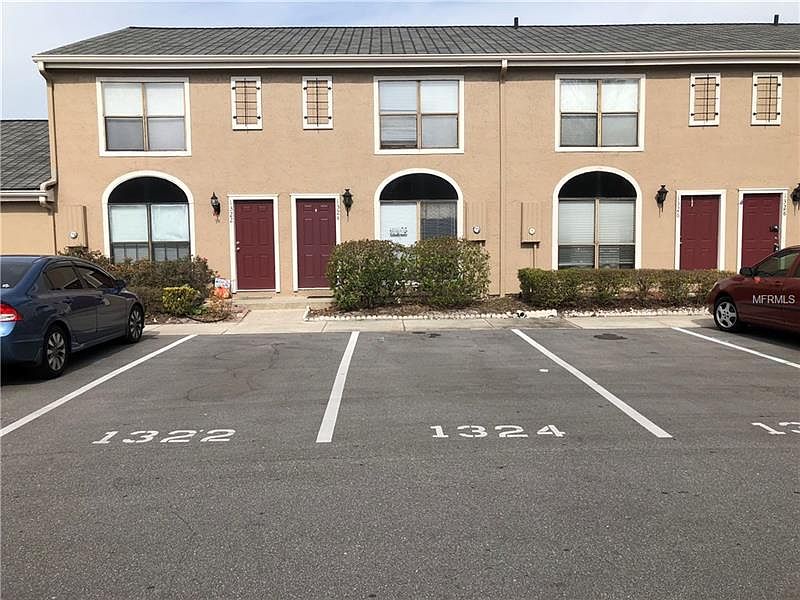 1st image of 1324 Casa Park Cir