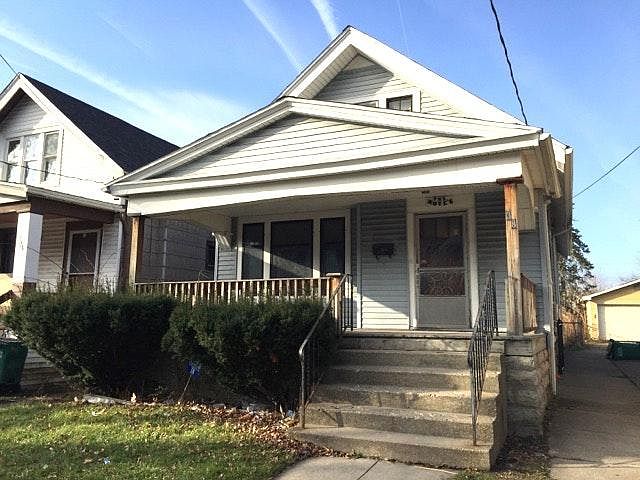 1st image of 38 Cornwall Ave