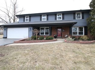 1202 N Westgate Rd, Mount Prospect, IL 60056