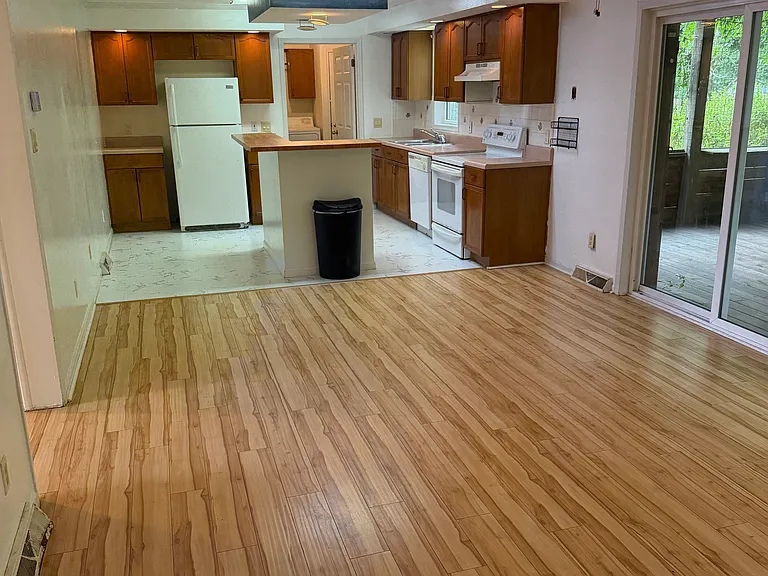 6610 Greenville Loop Rd — Photo 9