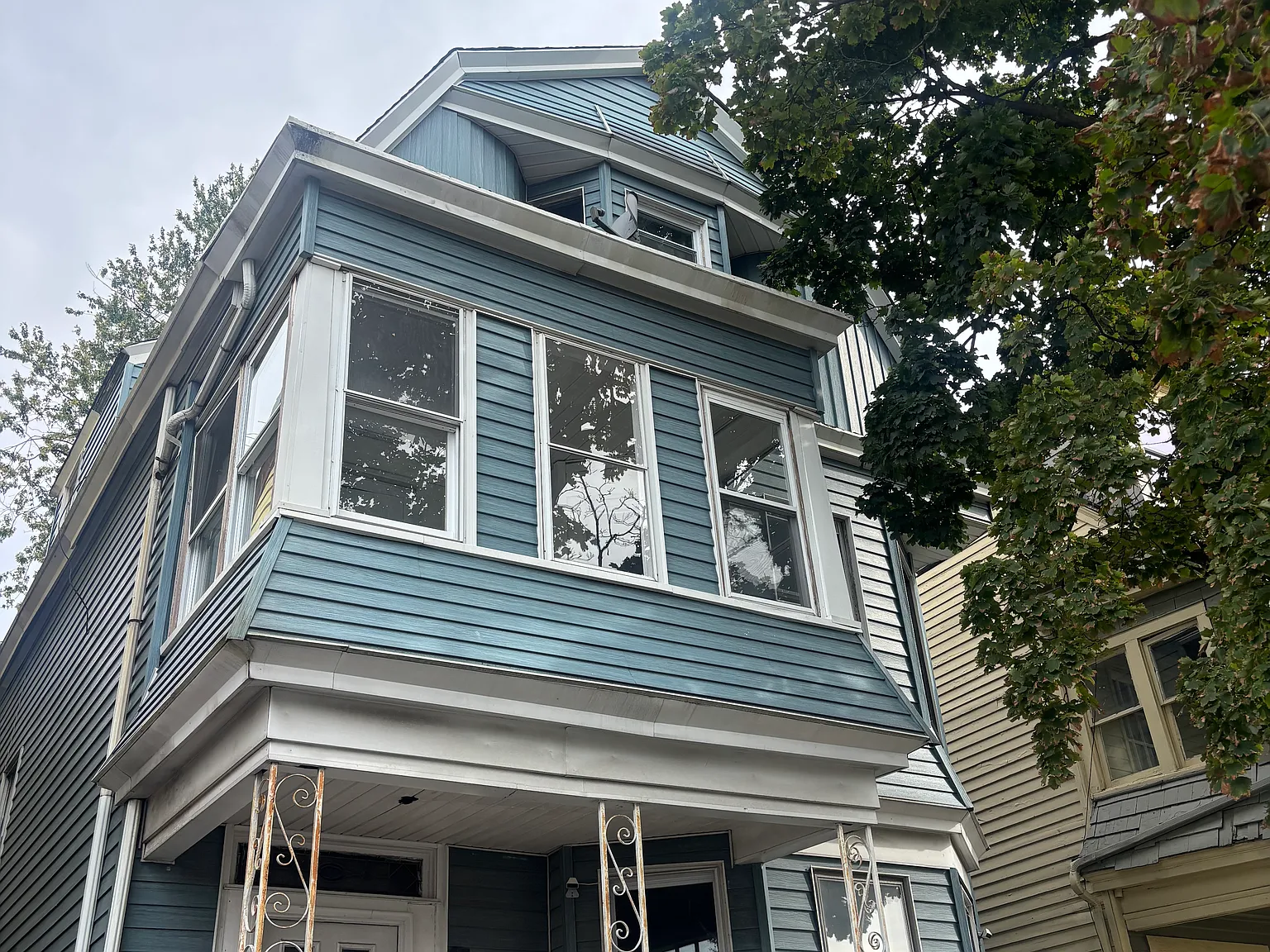3 bed, $2,250 — Photo 1