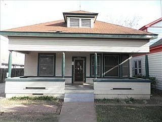 1st image of 1326 S School St