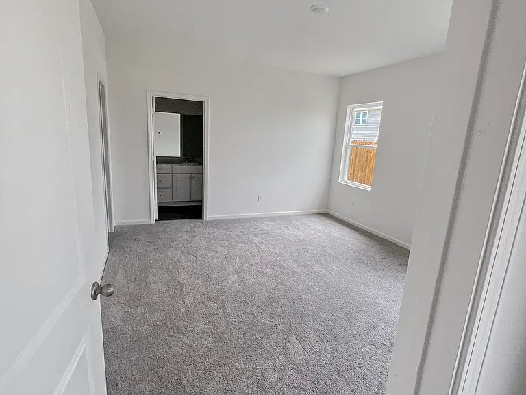 On suite- it has a ceiling fan in it now