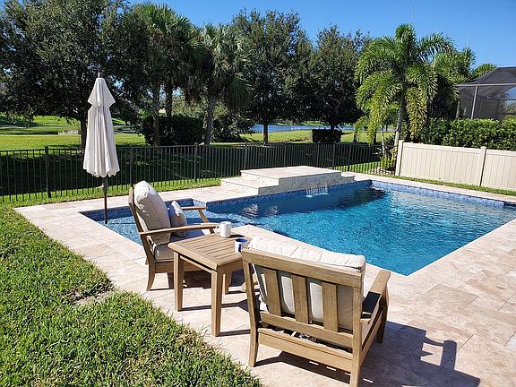 5th image of 8473 Nandina Dr
