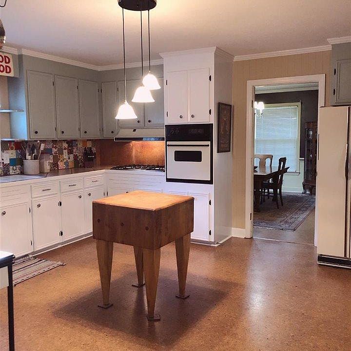 2014 W Carolina Ave, Hartsville, SC 29550 Zillow