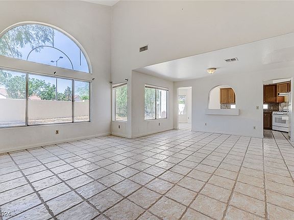 5th image of 8357 Brittany Harbor Dr