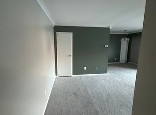 6141 Edsall Rd APT O, Alexandria, VA 22304