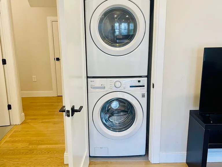 44 Ridgemont St #1 — Photo 5