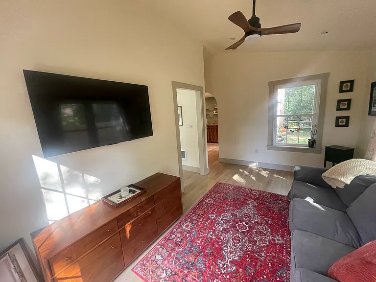 128 S Caln Rd — Photo 5