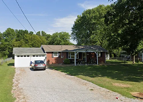 7144 Harper Rd Photo 1