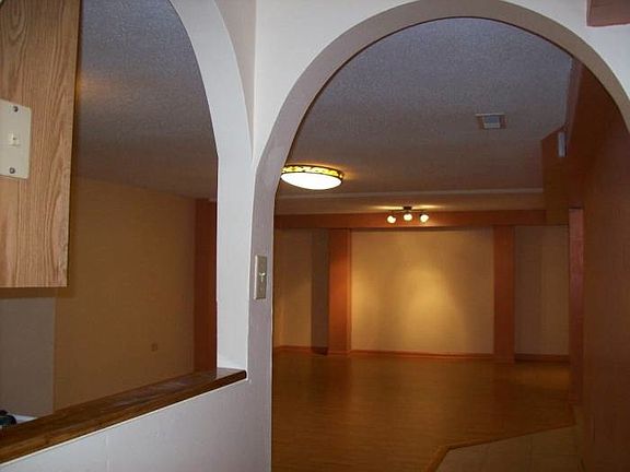 5th image of 3423 W Evergreen Ave