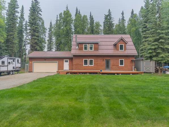 2680 Julie Ln, North Pole, AK 99705
