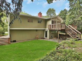 7 Perth Ave, Chestnut Ridge, NY 10977