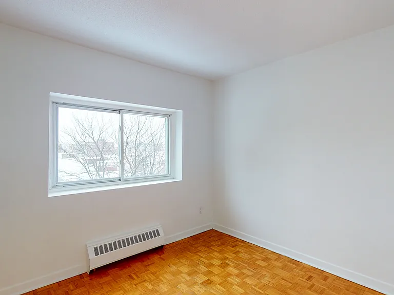60 Daly Ave — Photo 34