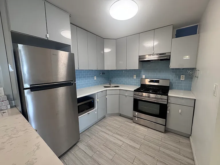 2100 Linwood Ave #11T — Photo 1