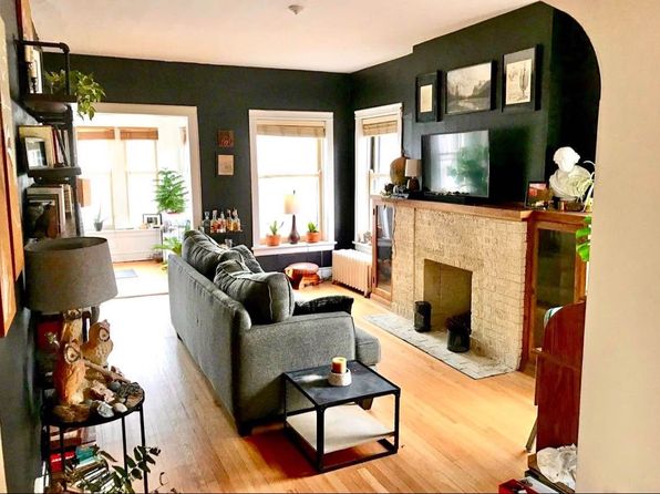 443 Des Plaines Ave APT 1F