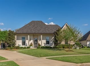 414 Independence Cir, Benton, LA 71006