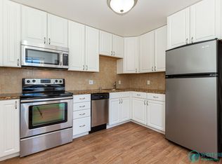 1332 10th Ave #203, San Francisco, CA 94122
