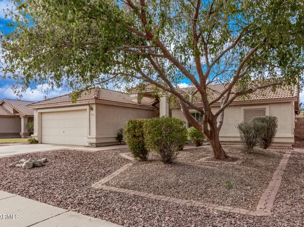 902 N Sailors Way, Gilbert, AZ 85234