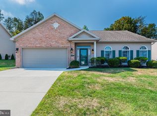 4041 Caissons Ct, Enola, PA 17025