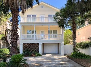 402 Maple St, Saint Simons Island, GA 31522