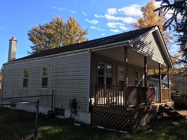 1st image of 21716 Hamilton Ave
