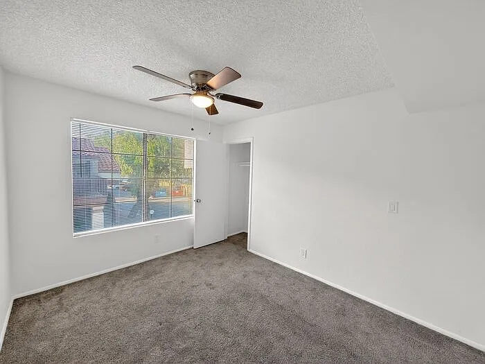 1905 E University Dr #219-E — Photo 33