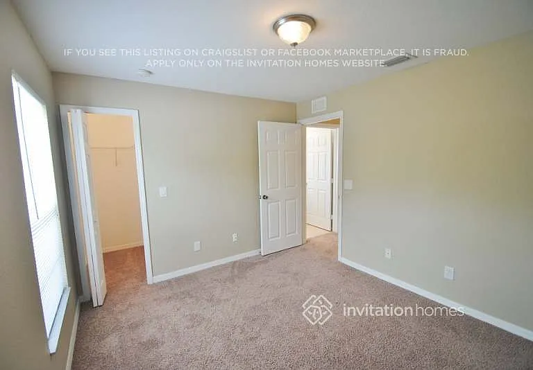 1148 Wyoming Dr SE — Photo 5