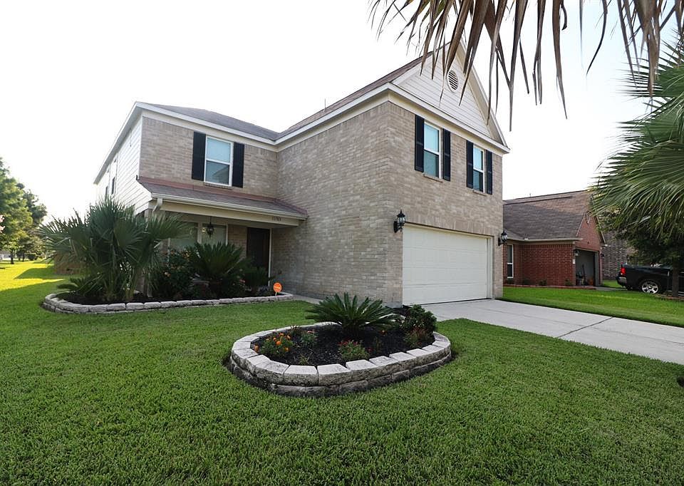 1st image of 11703 Greensbrook Garden Dr