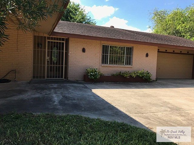 1st image of 2953 Bluebonnet Dr