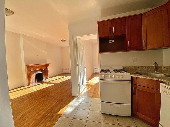 2nd image of 254 W 73rd St #8A