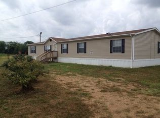 3226 Richland Rd, Silver City, MS 39166