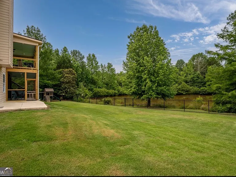 638 Glen Valley Way — Photo 33