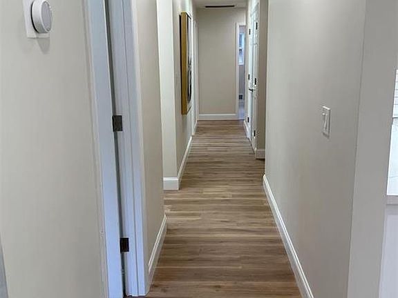 5th image of 174 Town And Country Dr