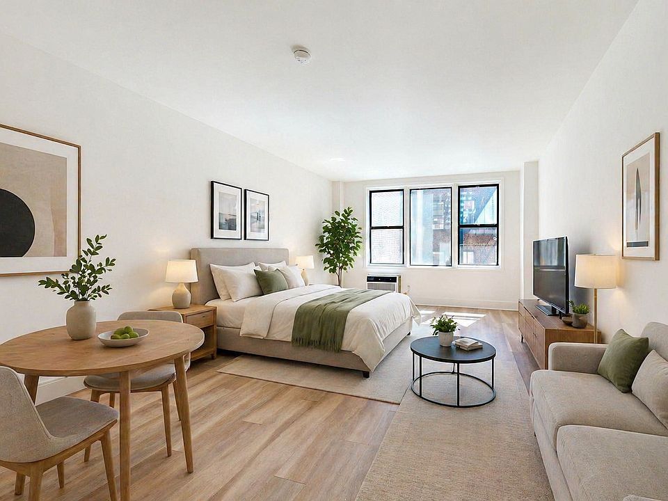 1st image of 220 E 26th St APT 4L