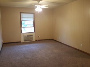 3100 State St APT D55, Quincy, IL 62301