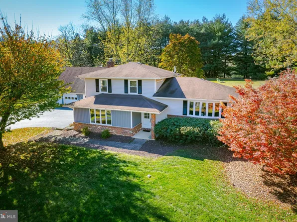 895 Bear Branch Rd, Westminster, MD 21157