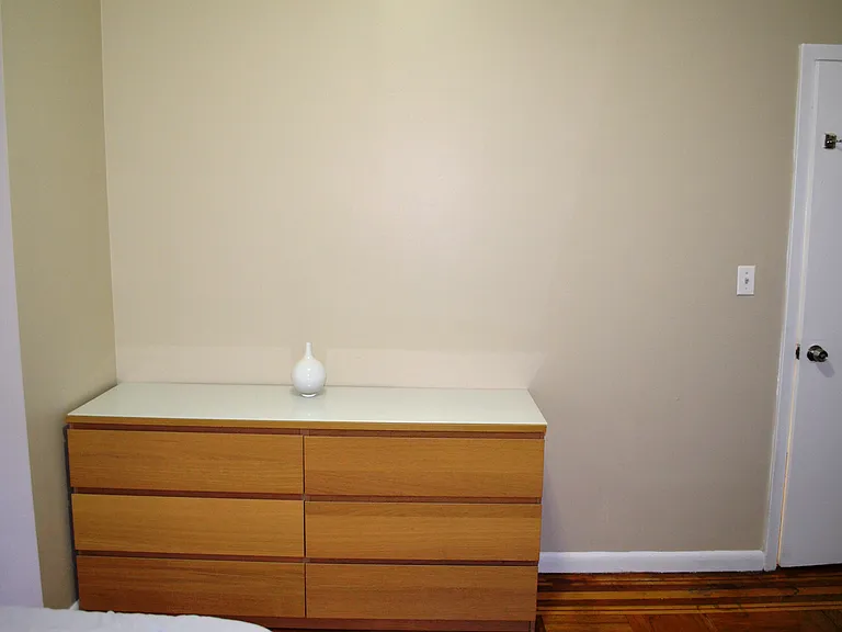 180 Claremont Ave #66 — Photo 3
