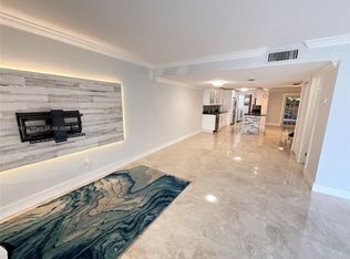 936 W 79th Pl, Hialeah, FL 33014