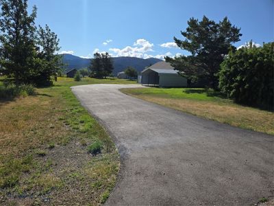 8050 S Leverich Rd, Bozeman, MT, 59715