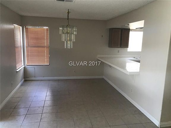 3rd image of 339 Faulkner Ct #0