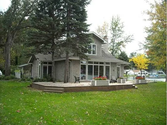 2200 Grove Park Rd photo 1