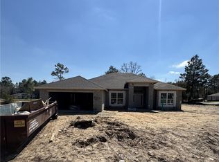 8101 N Maltese Dr, Citrus Springs, FL 34433