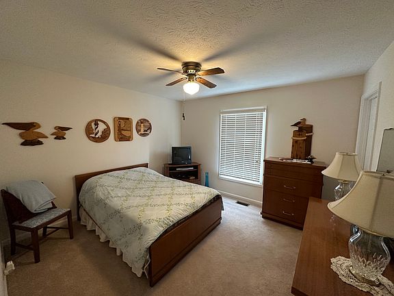 5th image of 113 Stillmeadow Dr