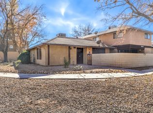 5101 Village Dr, Las Vegas, NV 89142