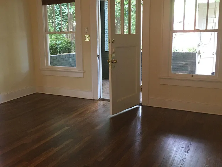489 Emory Cir NE — Photo 7
