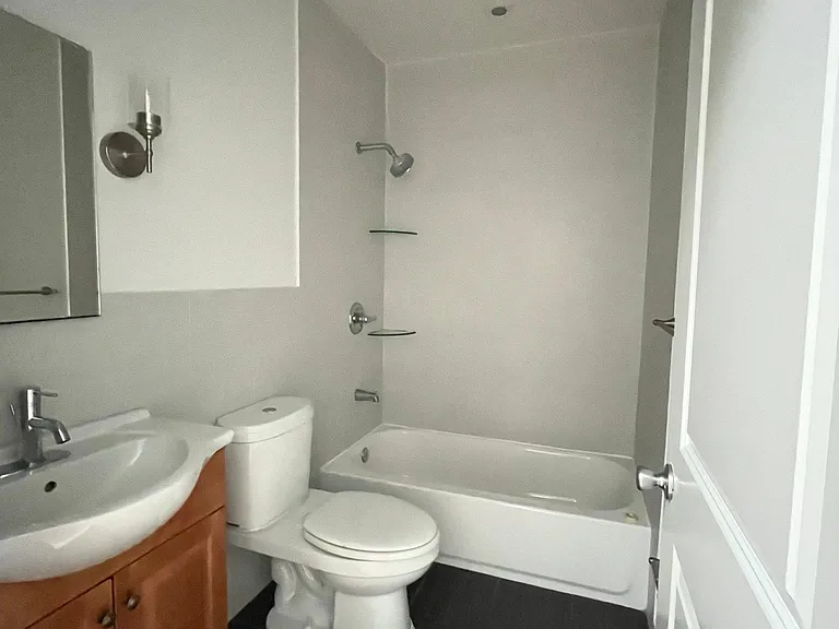 741 S Dorrance St #CARRIAGE HSE — Photo 10