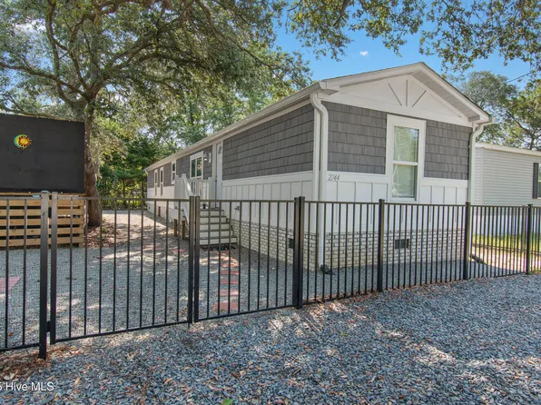 2744 Ocean View Avenue SW, Supply, NC 28462