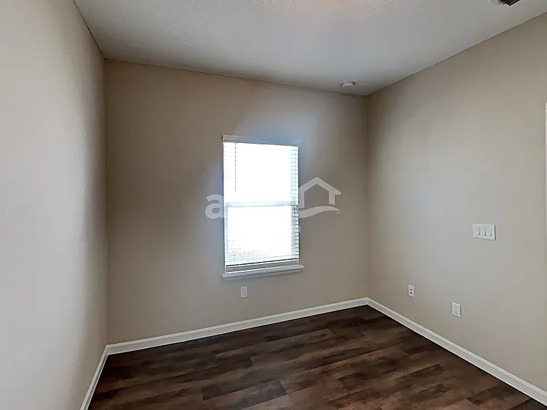 150 Hemlock Point — Photo 11