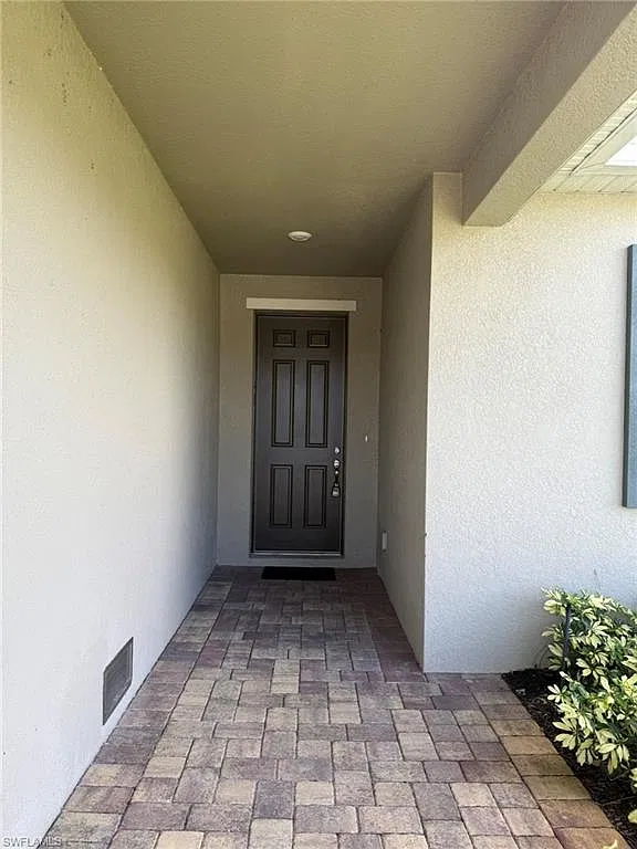 3 bed, 2.0 bath, 1780 sqft, $2,350 — Photo 1